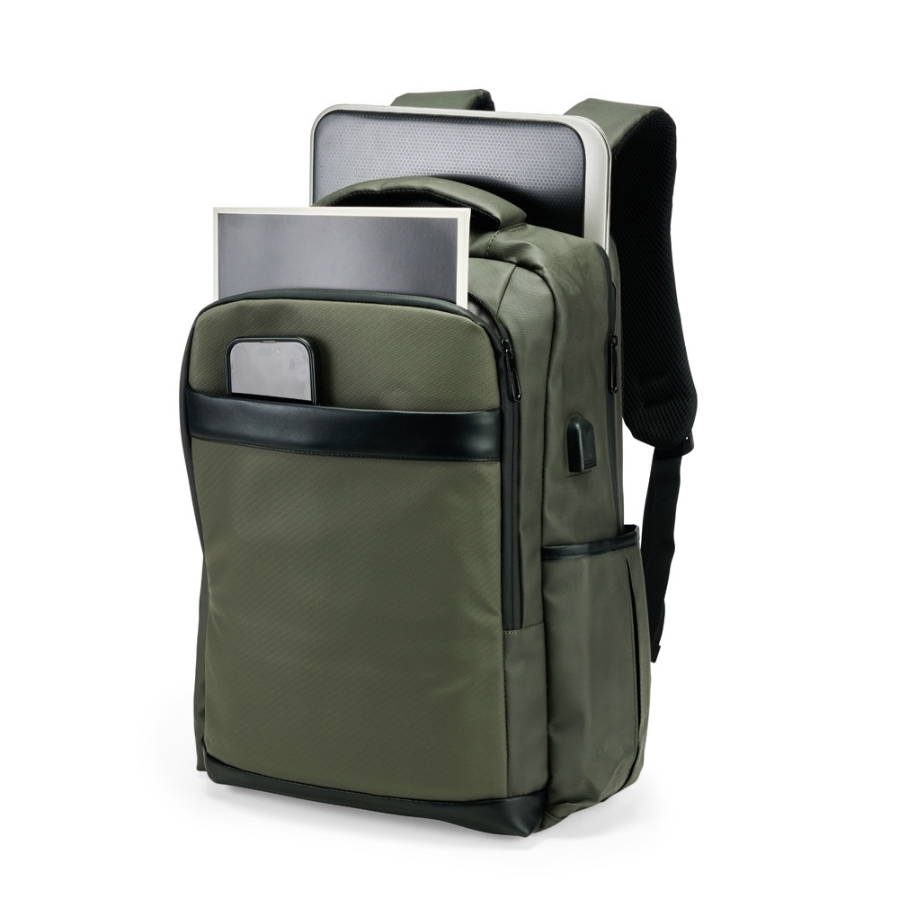 Mochila Couro Sintetico USB 21 Litros
